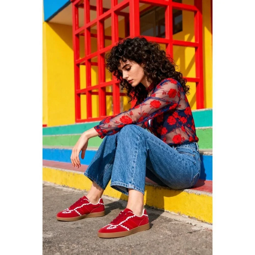 Casual Red Sneakers Women with Lace Detail Ribbon Leather Upper Memory Foam - Picture 5 of 6